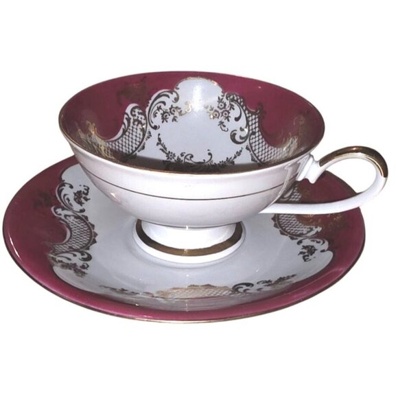 Vintage Tea Cup & Saucer Bareuther Bavaria Porcelain Red & Gold - Picture 3 of 10